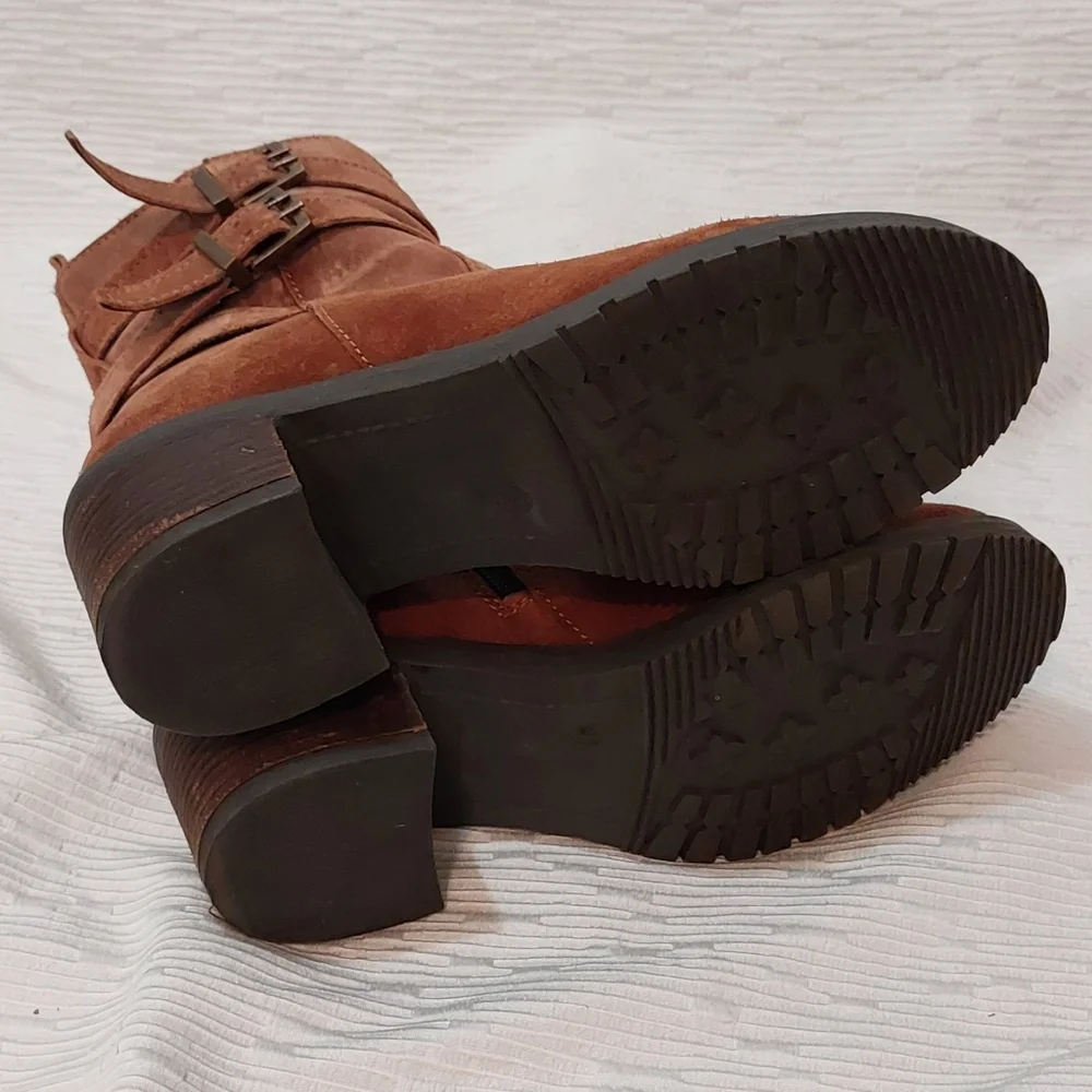 Women’s Suede Buckle Ankle Boots in Chestnut Size 9 - Picture 6 of 8